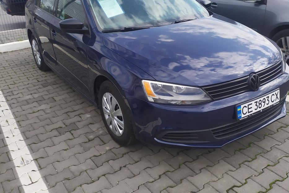 Продам Volkswagen Jetta 2014 года в Черновцах