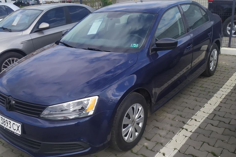 Продам Volkswagen Jetta 2014 года в Черновцах