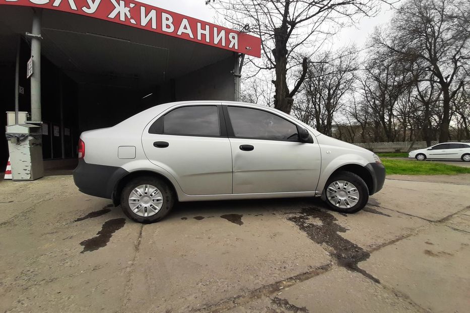 Продам Chevrolet Aveo 2005 года в Херсоне