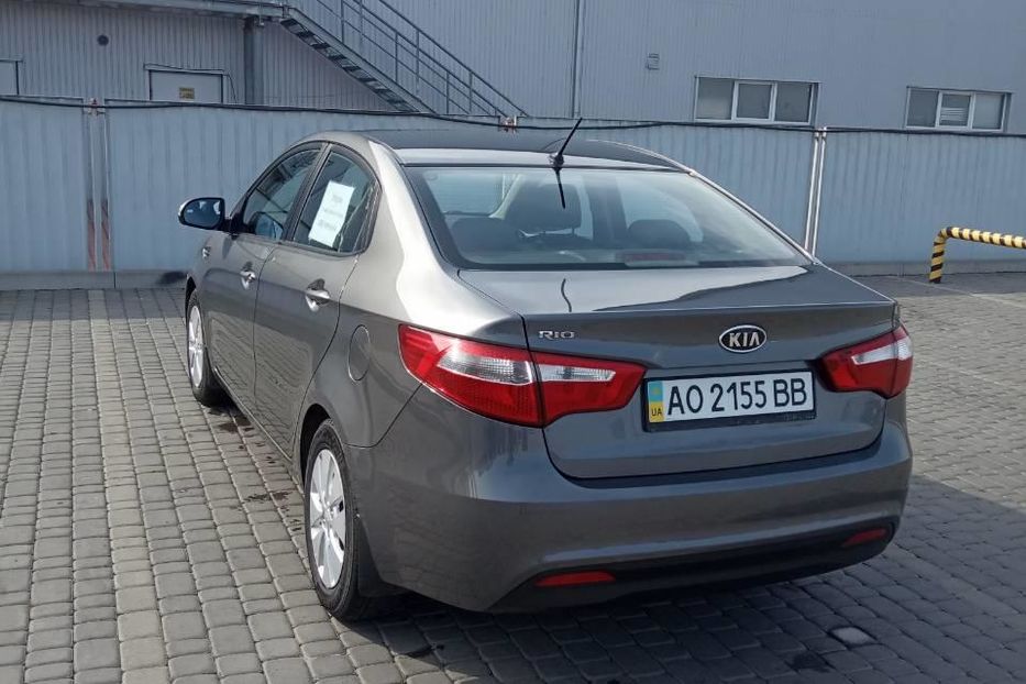 Продам Kia Rio 1.6 мкпп ТОР 2012 года в Ужгороде