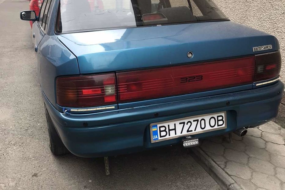 Продам Mazda 323 1993 года в Одессе