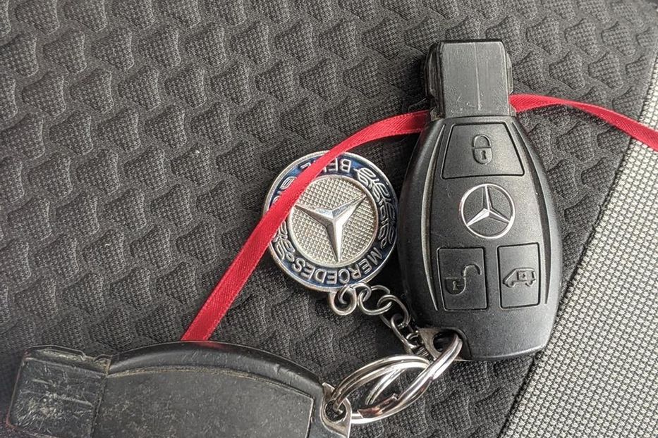 Продам Mercedes-Benz Sprinter 313 пасс. 2012 года в Ровно