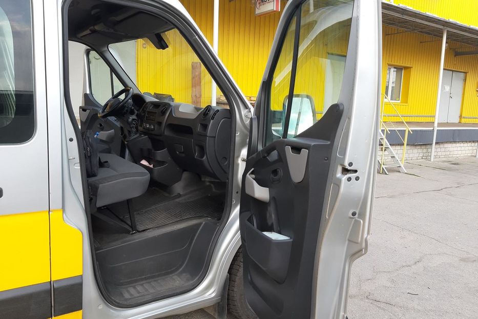 Продам Renault Master груз. 2012 года в Черкассах