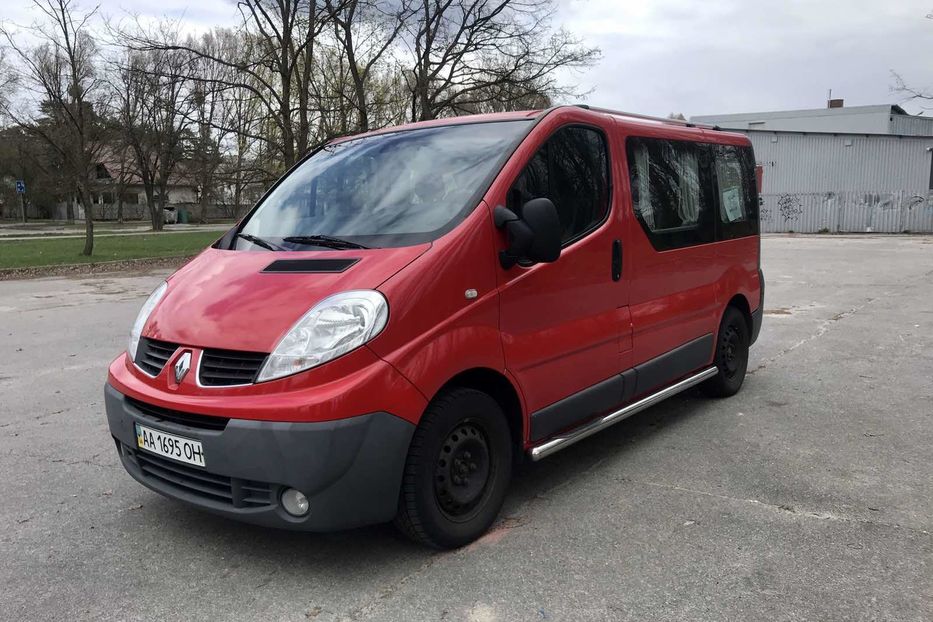 Продам Renault Trafic пасс. 2010 года в г. Славутич, Киевская область