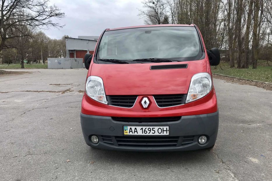 Продам Renault Trafic пасс. 2010 года в г. Славутич, Киевская область