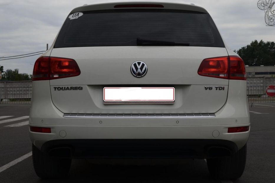 Продам Volkswagen Touareg 2011 года в Киеве