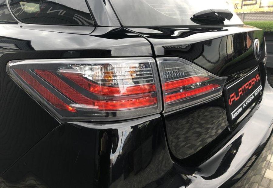 Продам Lexus CT 200h F SPORT 2015 года в Киеве