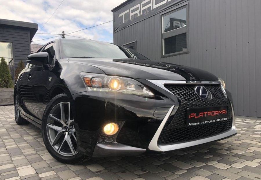 Продам Lexus CT 200h F SPORT 2015 года в Киеве