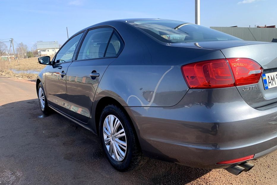 Продам Volkswagen Jetta 2013 года в Житомире