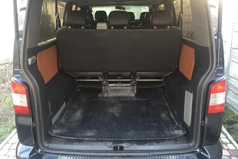 Продам Volkswagen T5 (Transporter) пасс. 2007 года в Николаеве