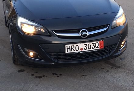 Продам Opel Astra J 2013 года в Львове