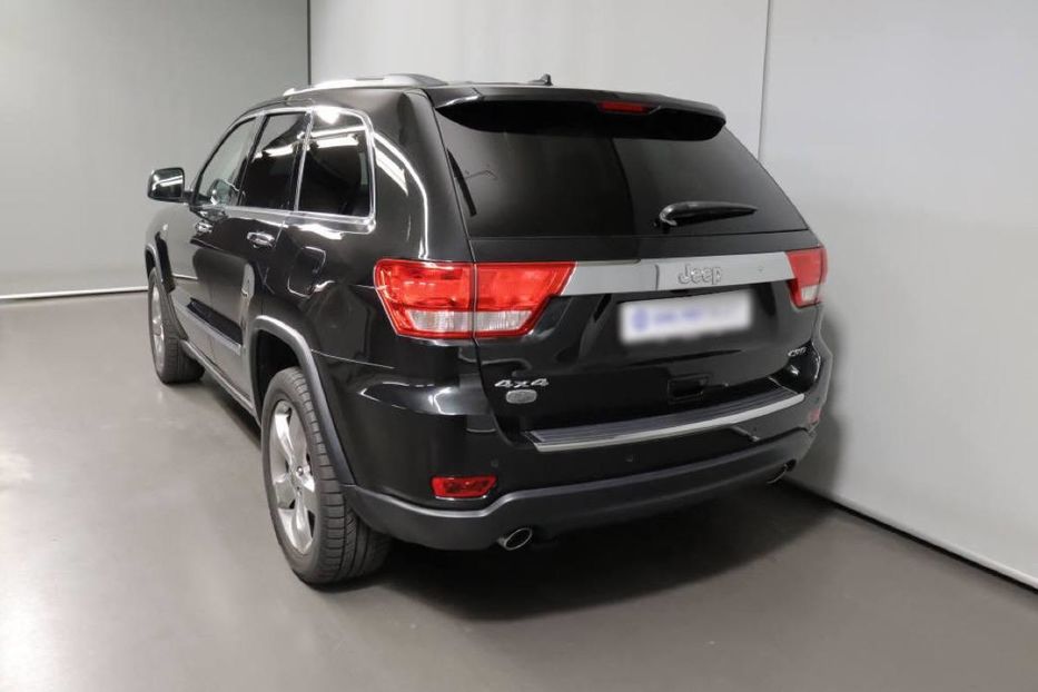 Продам Jeep Grand Cherokee 2017 года в Киеве