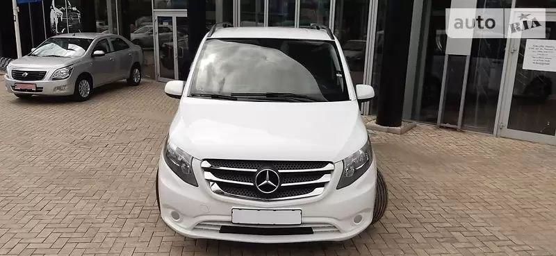 Продам Mercedes-Benz Vito пасс. 2016 года в Киеве