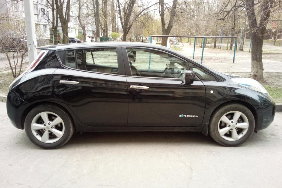 Продам Nissan Leaf SL 2016 года в г. Белая Церковь, Киевская область