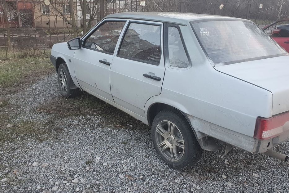 Продам ВАЗ 21099 1995 года в Донецке