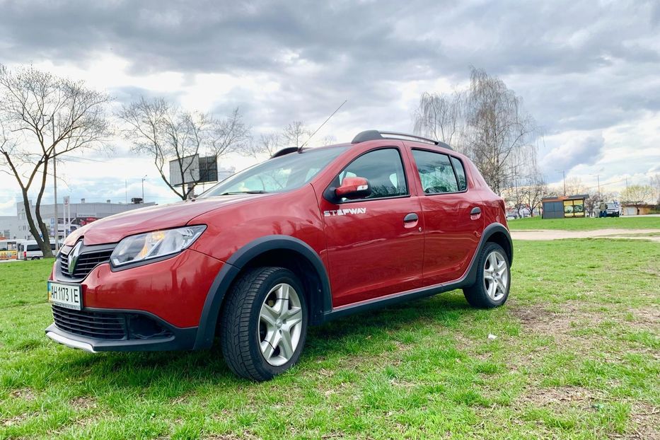 Продам Renault Sandero StepWay Stepway 2013 года в Киеве