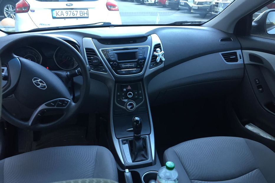 Продам Hyundai Elantra Se 2015 года в Киеве