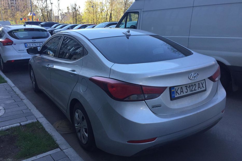 Продам Hyundai Elantra Se 2015 года в Киеве