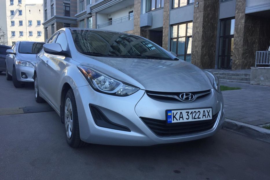 Продам Hyundai Elantra Se 2015 года в Киеве