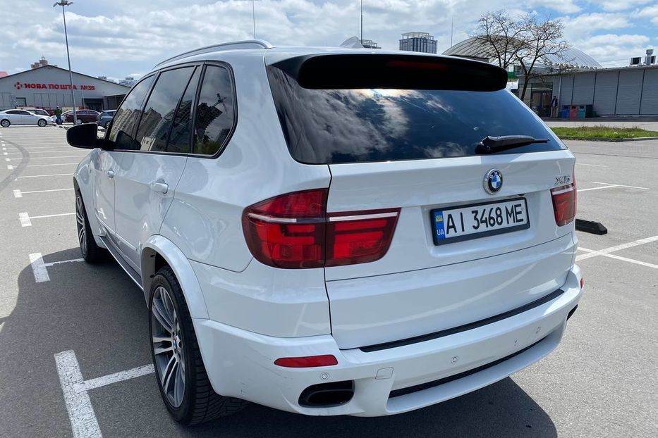 Продам BMW X5 2012 года в Киеве