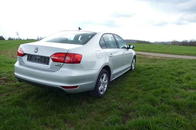 Продам Volkswagen Jetta 2012 года в г. Хотин, Черновицкая область