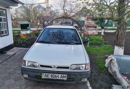 Продам Nissan Sunny 1992 года в г. Глобино, Полтавская область