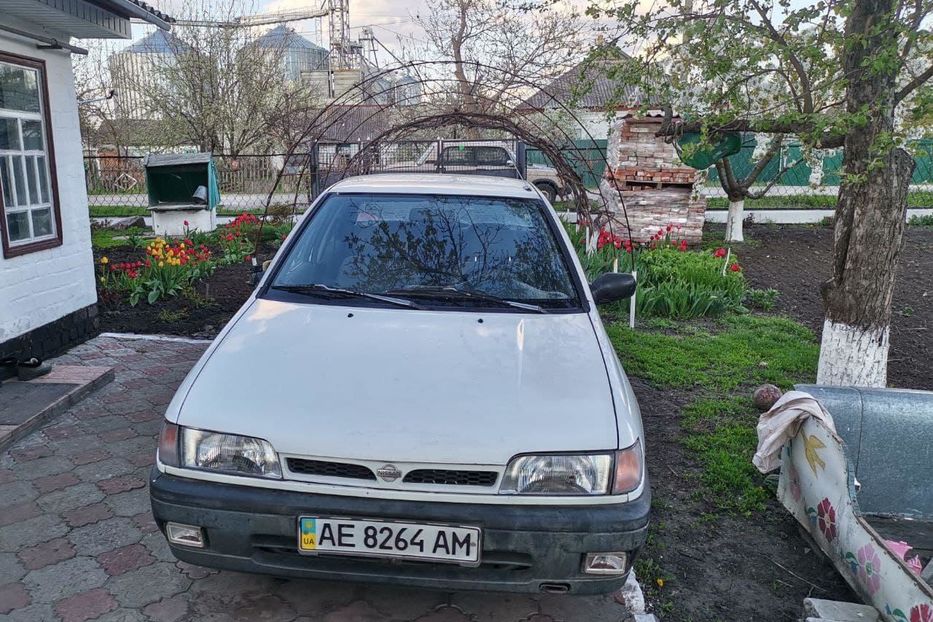 Продам Nissan Sunny 1992 года в г. Глобино, Полтавская область