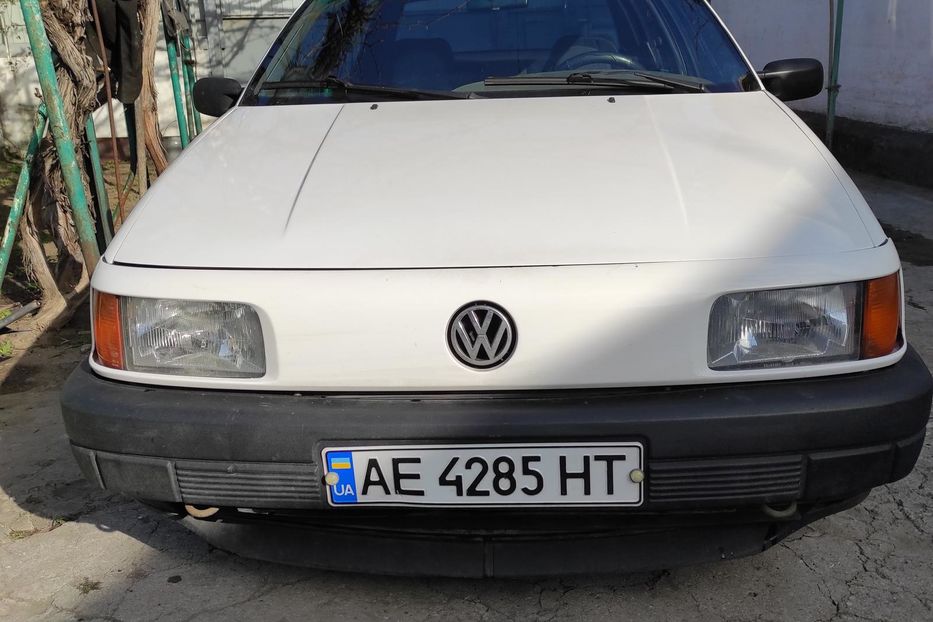 Продам Volkswagen Passat B3 cедан 1990 года в Днепре