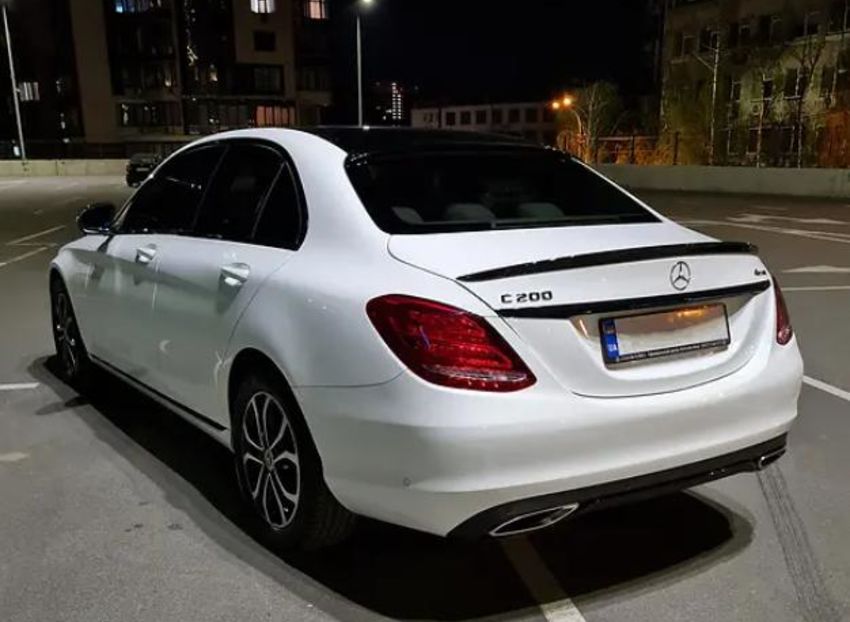 Продам Mercedes-Benz C-Class 2017 года в Киеве