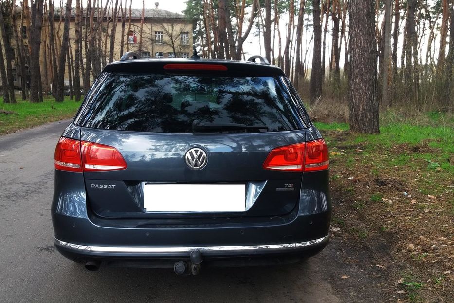 Продам Volkswagen Passat B7 2012 года в Харькове