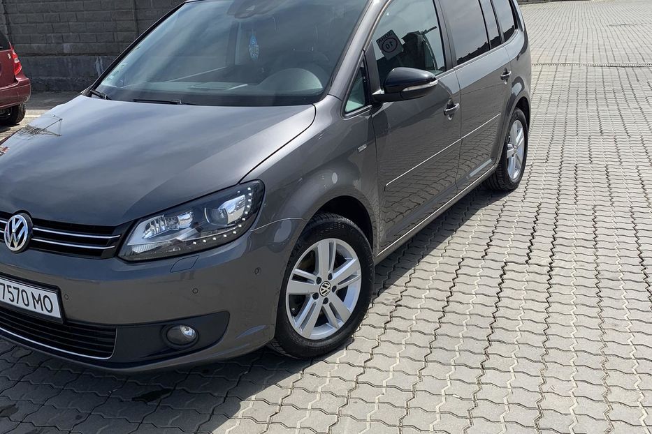 Продам Volkswagen Touran 2012 года в Одессе