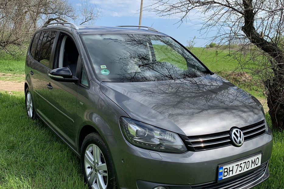 Продам Volkswagen Touran 2012 года в Одессе