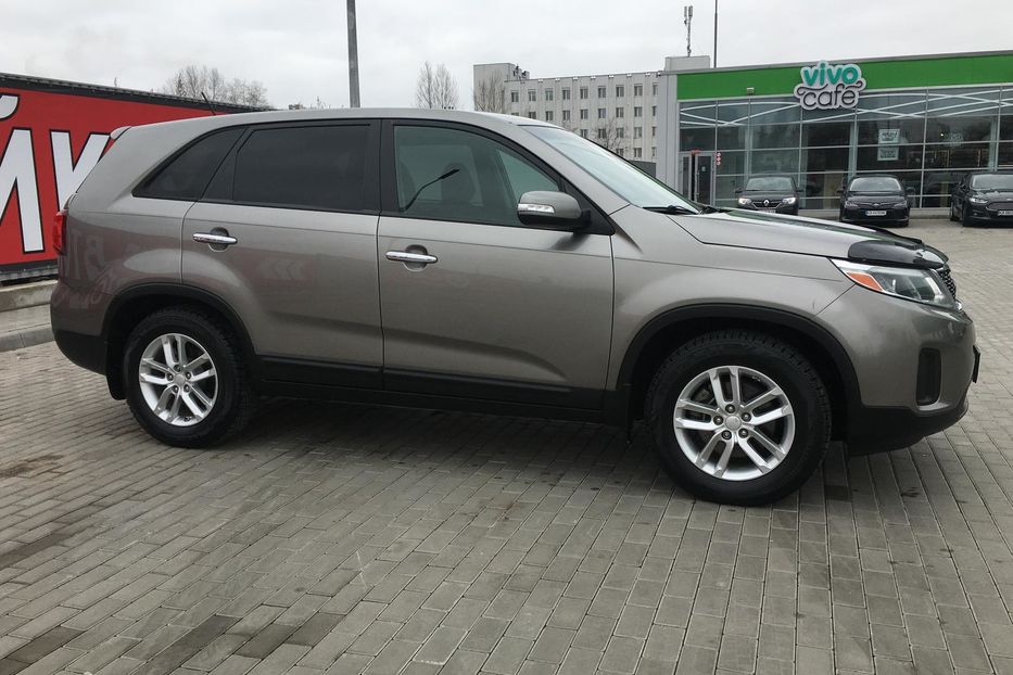 Продам Kia Sorento 2014 года в Киеве