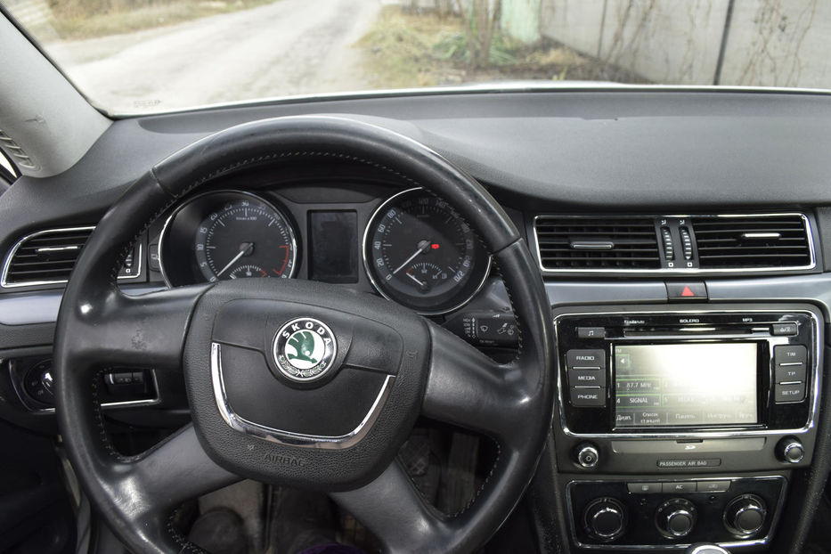 Продам Skoda Superb 2012 года в Днепре