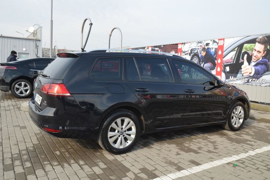 Продам Volkswagen Golf VII 2014 года в Киеве