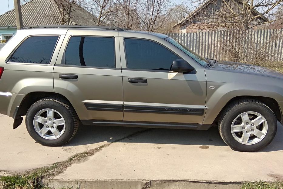 Продам Jeep Cherokee гранд 2006 года в Чернигове