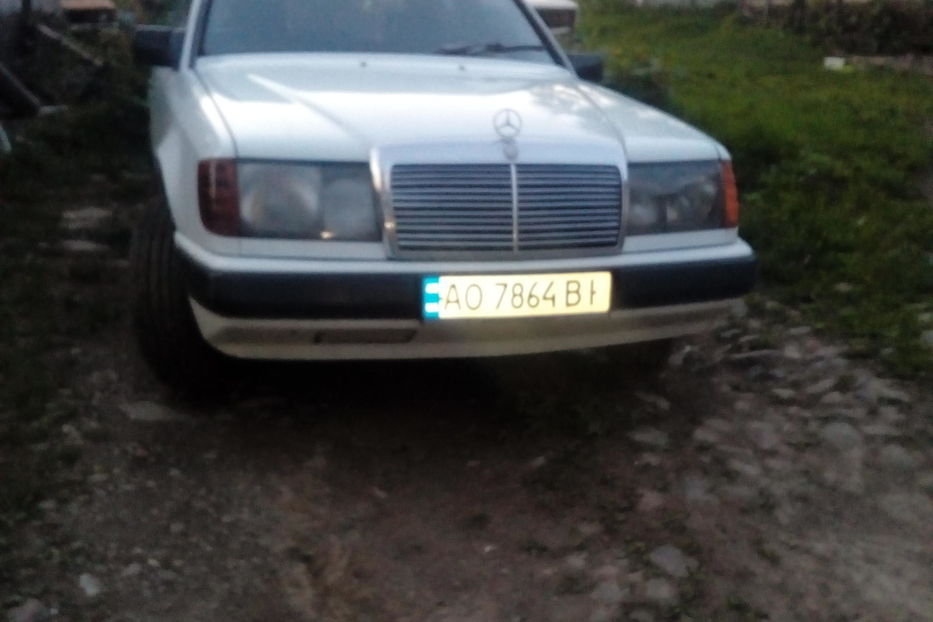 Продам Mercedes-Benz 200 W 124 1986 года в г. Иршава, Закарпатская область