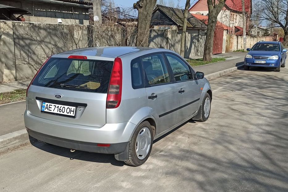 Продам Ford Fiesta 2004 года в Одессе