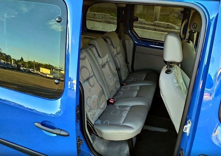 Продам Renault Kangoo пасс. 2009 года в г. Семеновка, Полтавская область