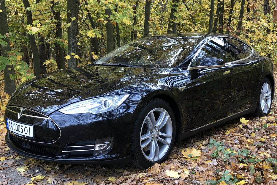 Продам Tesla Model S 70 D 2015 года в Киеве