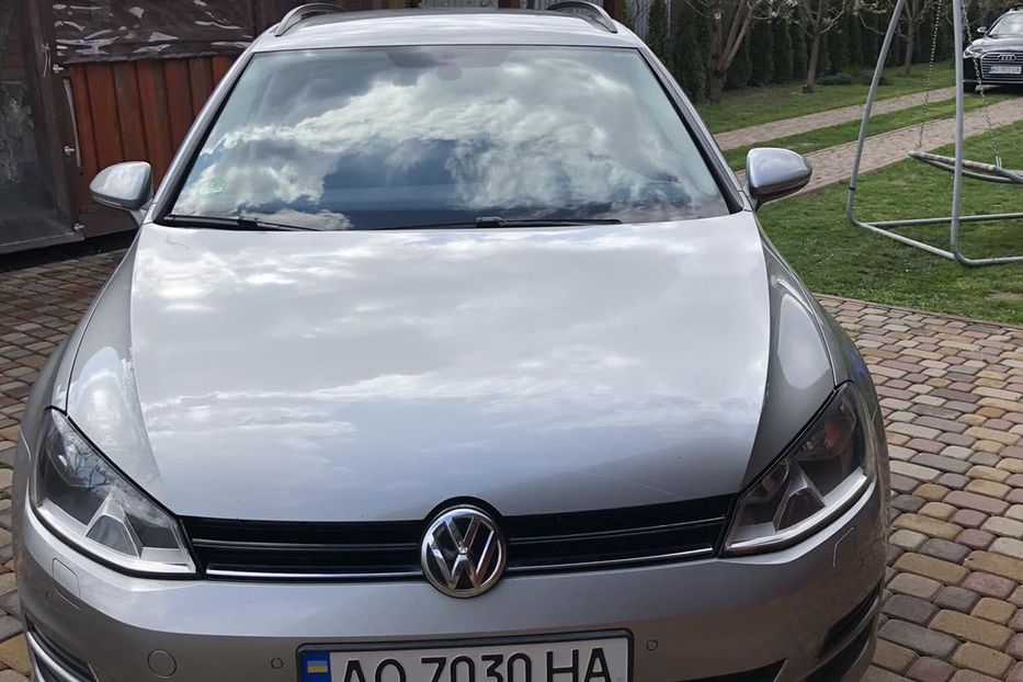 Продам Volkswagen Golf VII 2015 года в Ужгороде