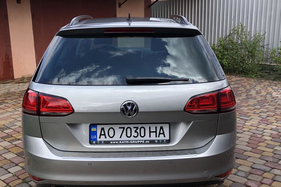 Продам Volkswagen Golf VII 2015 года в Ужгороде