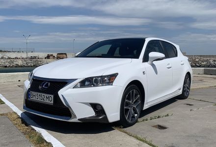 Продам Lexus CT F sport 2017 года в Одессе