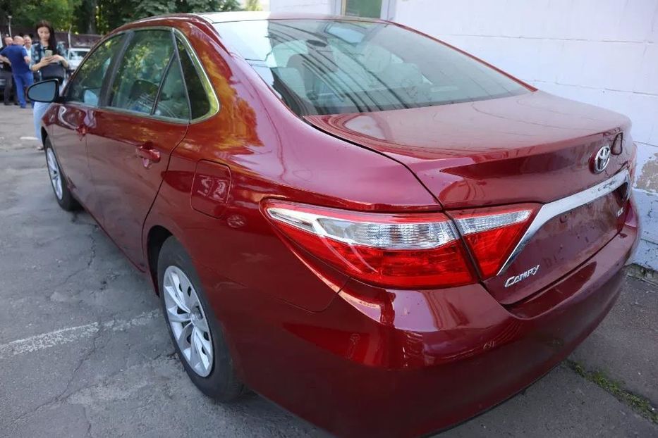 Продам Toyota Camry 2016 года в Киеве