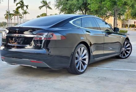 Продам Tesla Model S 2013 года в Киеве