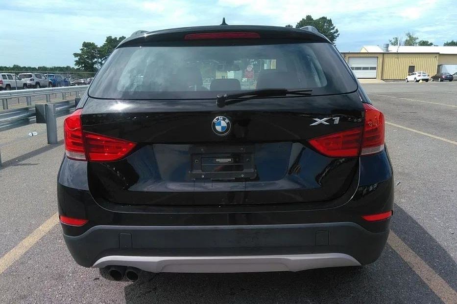 Продам BMW X1 2014 года в Киеве