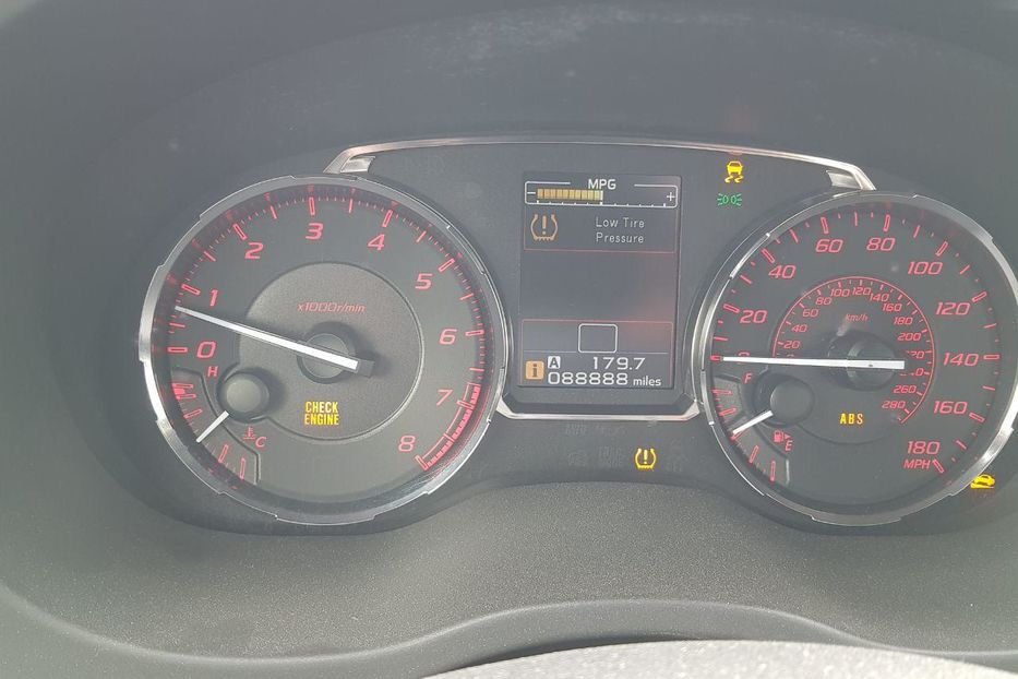 Продам Subaru WRX 2015 года в Запорожье