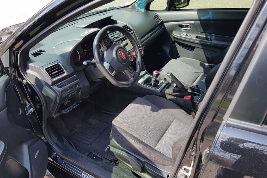Продам Subaru WRX 2015 года в Запорожье