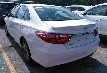 Продам Toyota Camry 2017 года в Киеве