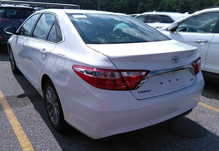 Продам Toyota Camry 2017 года в Киеве